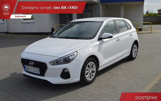 hyundai i30 Hyundai I30 cena 29889 przebieg: 301850, rok produkcji 2017 z Zduńska Wola